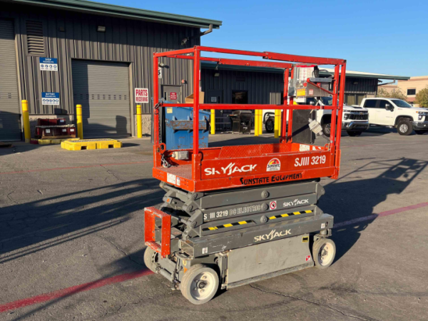 2013 Skyjack SJIII 3219