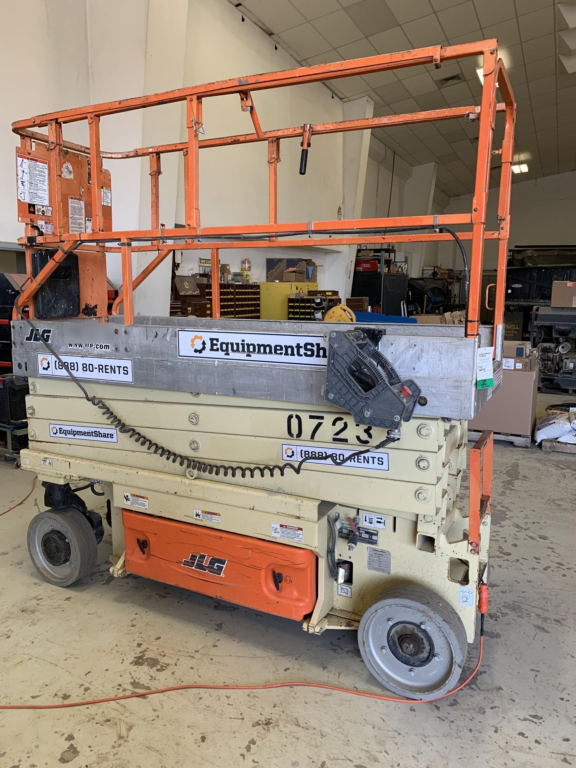 2006 JLG 2630ES