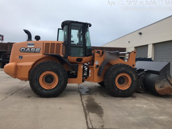 2015 CASE 821F