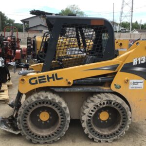 2016 GEHL R135