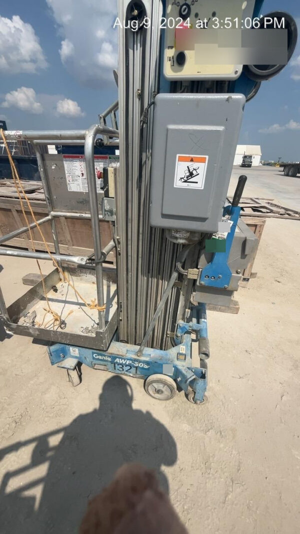 2016 GENIE AWP-30S