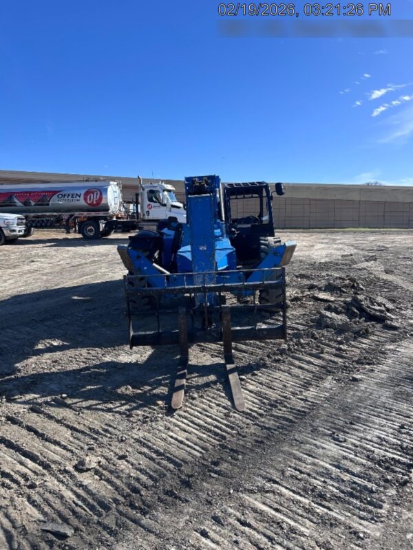 2016 GENIE GTH-1056