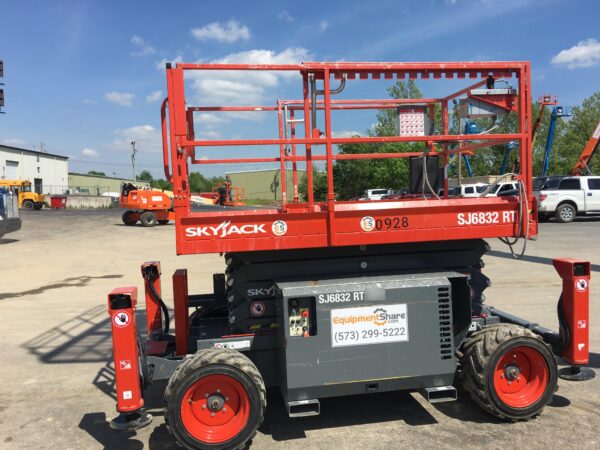 2016 SKYJACK SJ6832 RT