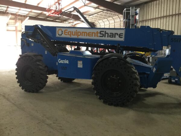 2017 GENIE GTH-1056