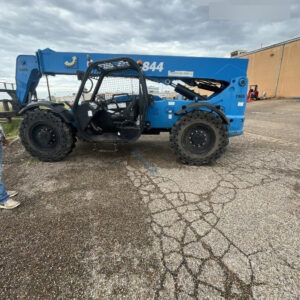2017 GENIE GTH-844