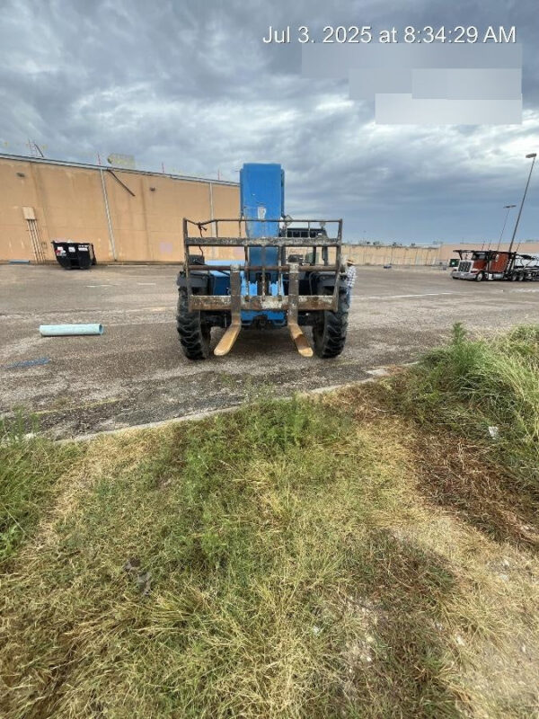 2017 GENIE GTH-844