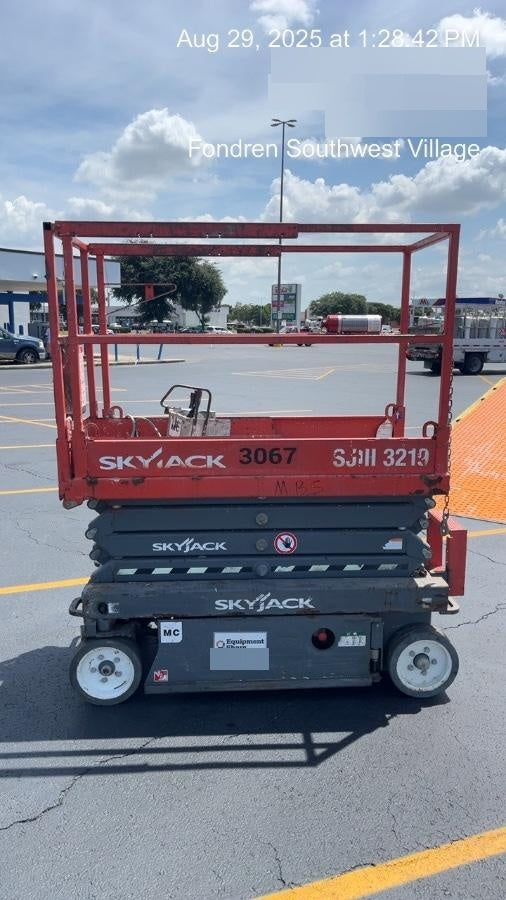 2017 SKYJACK SJIII-3219