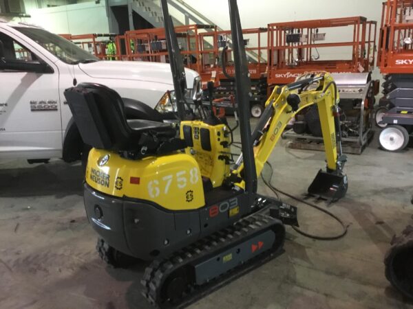 2017 WACKER NEUSON 803