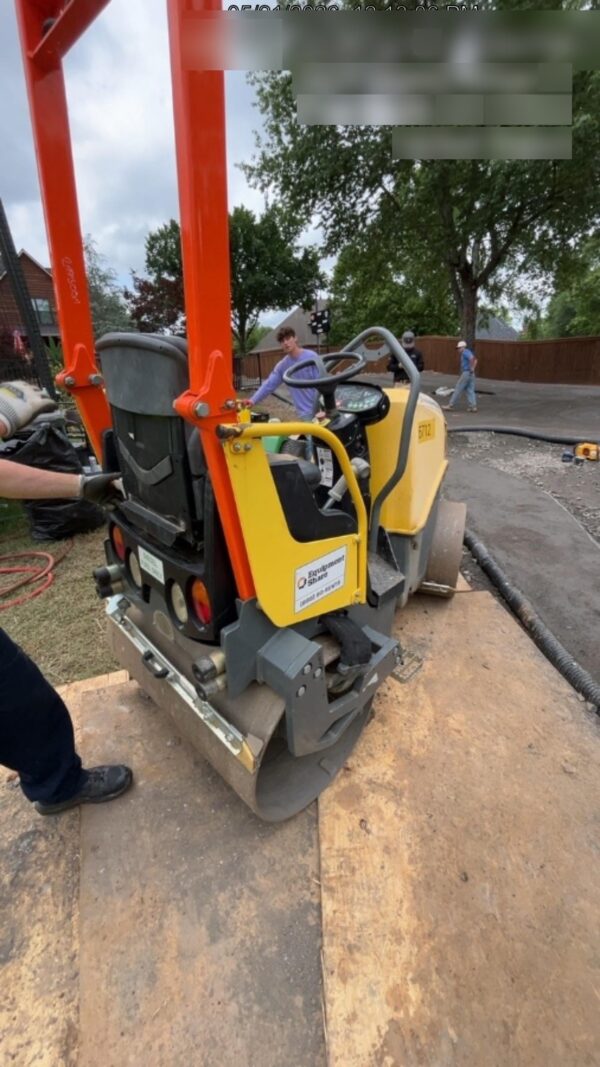 2017 WACKER NEUSON RD18