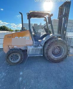 2018 CASE 586H