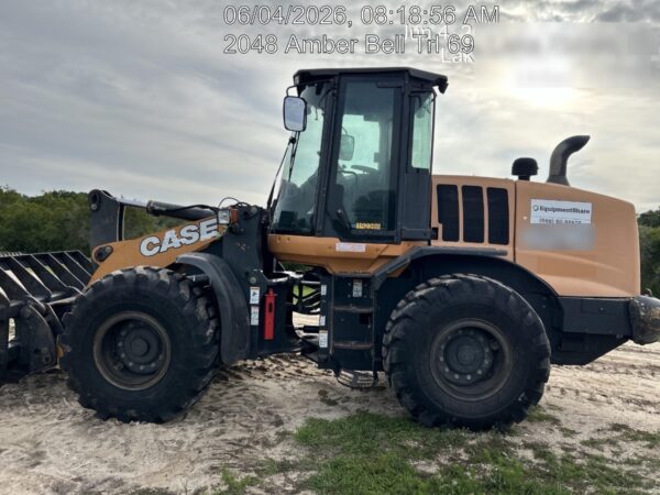 2018 CASE 621G