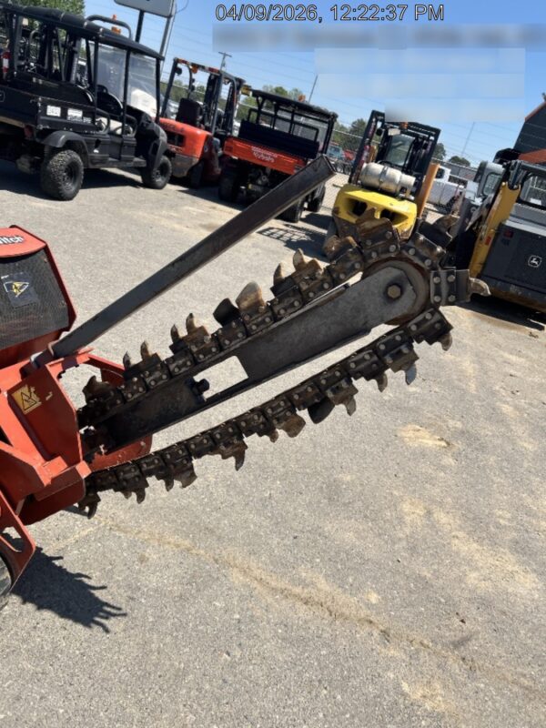 2018 DITCH WITCH C24XA