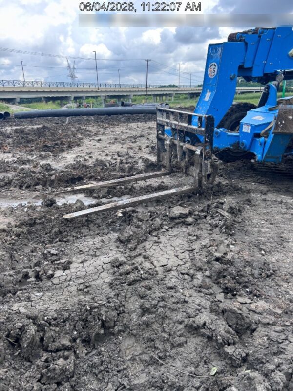 2018 GENIE GTH-1056