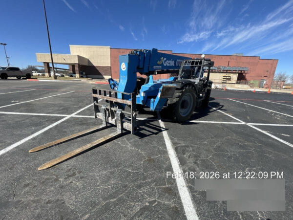 2018 GENIE GTH-1056