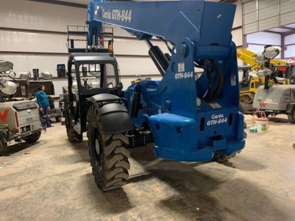 2018 GENIE GTH-844