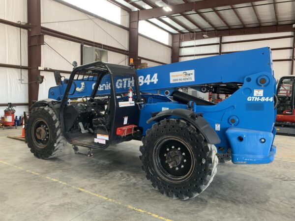 2018 GENIE GTH-844