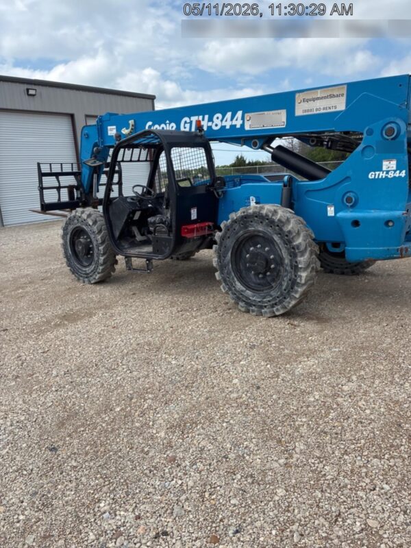 2018 GENIE GTH-844