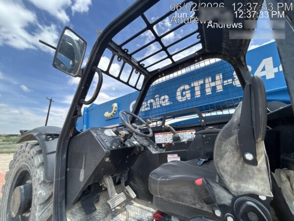 2018 GENIE GTH-844