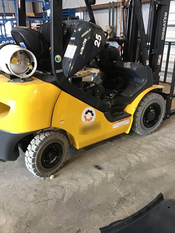 2018 KOMATSU FG25HT-16 2018 KOMATSU FG25HT-16