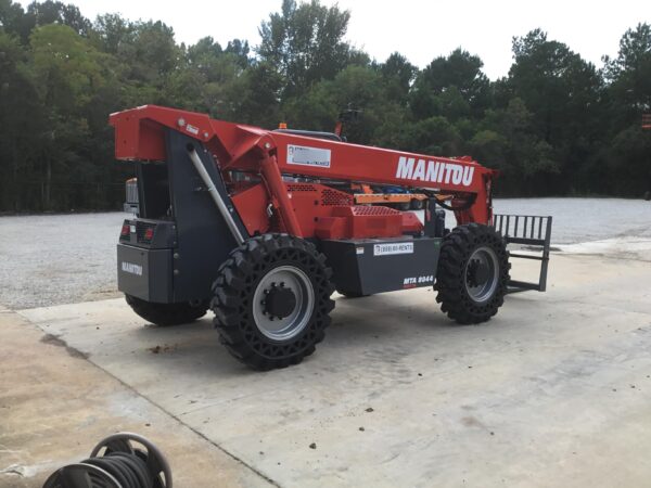 2018 MANITOU MTA8044