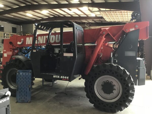 2018 MANITOU MTA8044
