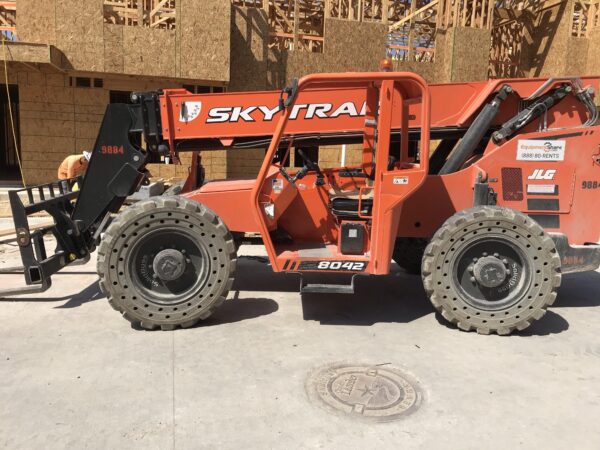 2018 SKYTRAK 8042