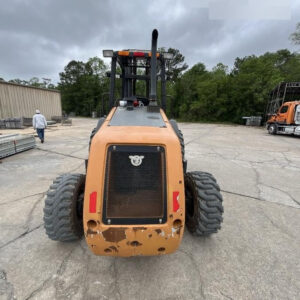 2019 CASE 588H