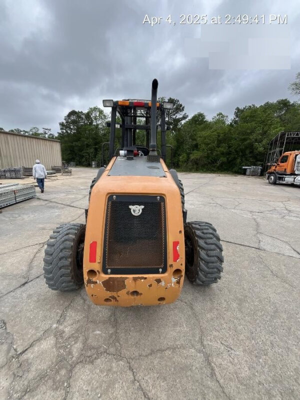 2019 CASE 588H