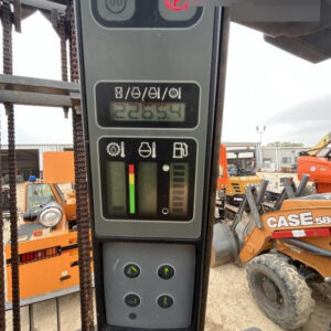 2019 CASE 588H