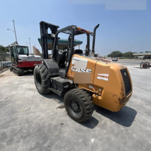 2019 CASE 588H