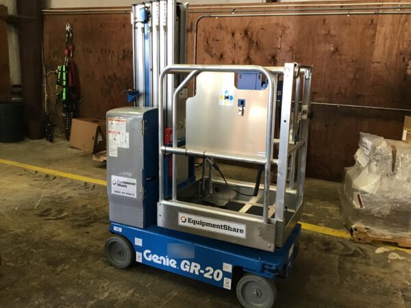 2019 GENIE GR-20
