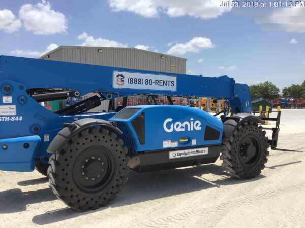 2019 GENIE GTH-844