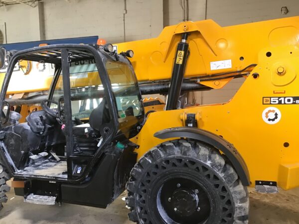 2019 JCB 510-56