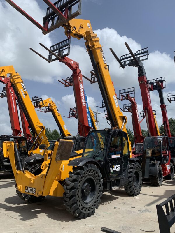 2019 JCB 510-56
