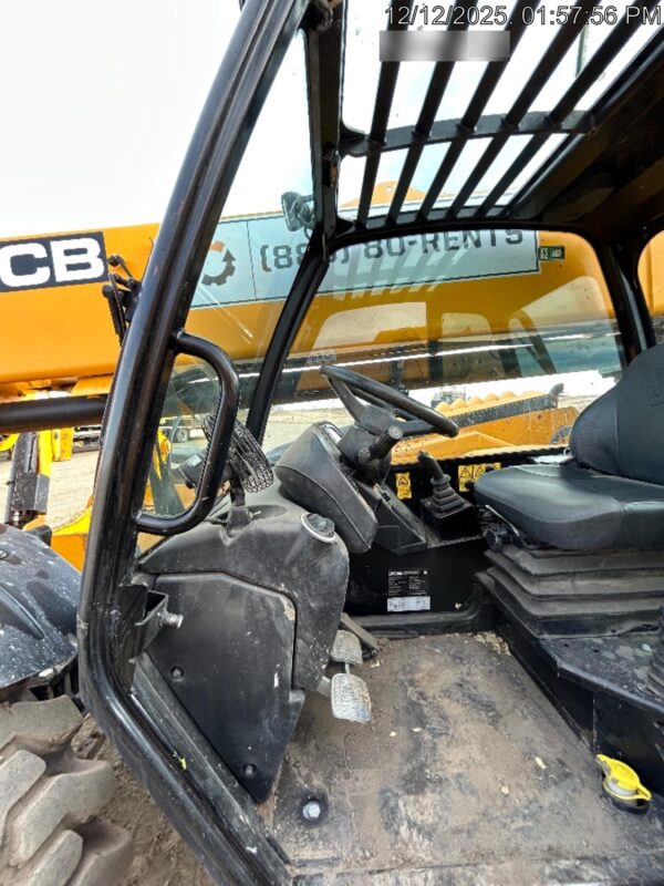 2019 JCB 512-56