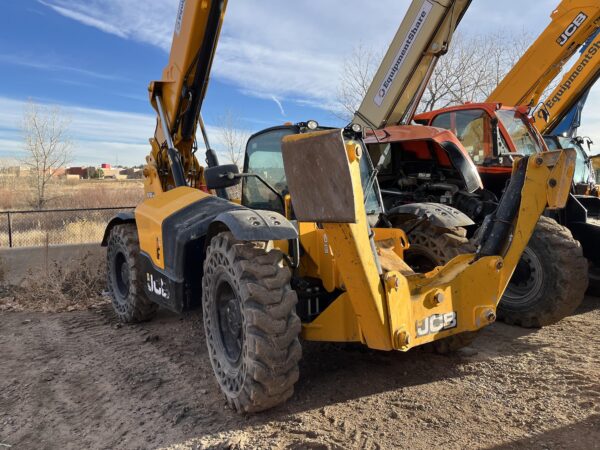 2019 JCB 512-56