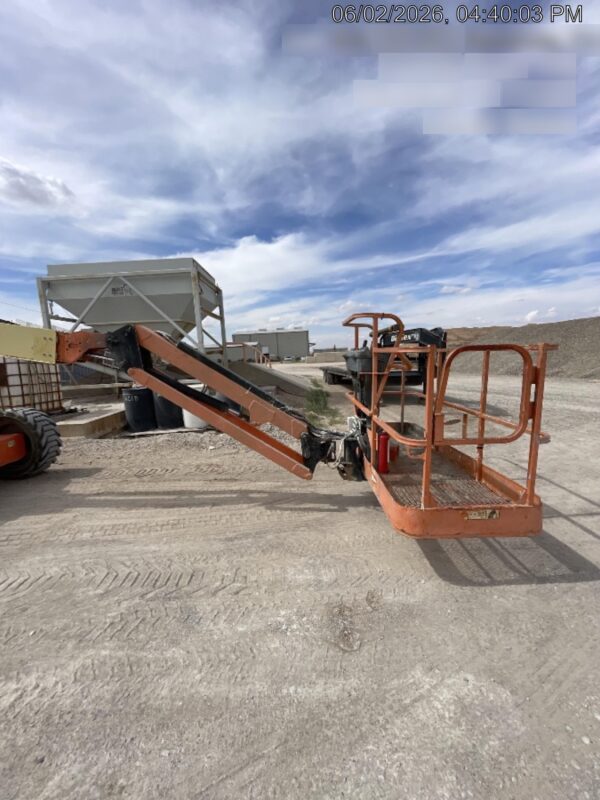 2019 JLG 600AJ