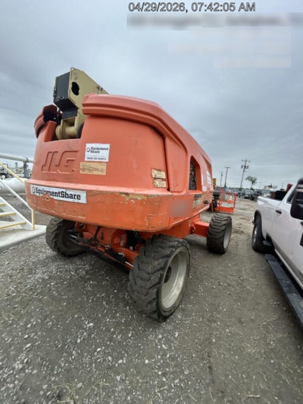 2019 JLG 660SJ