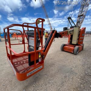 2019 JLG E300AJP
