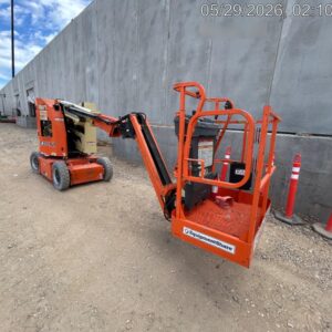 2019 JLG E300AJP