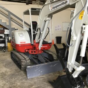 2019 TAKEUCHI TB240
