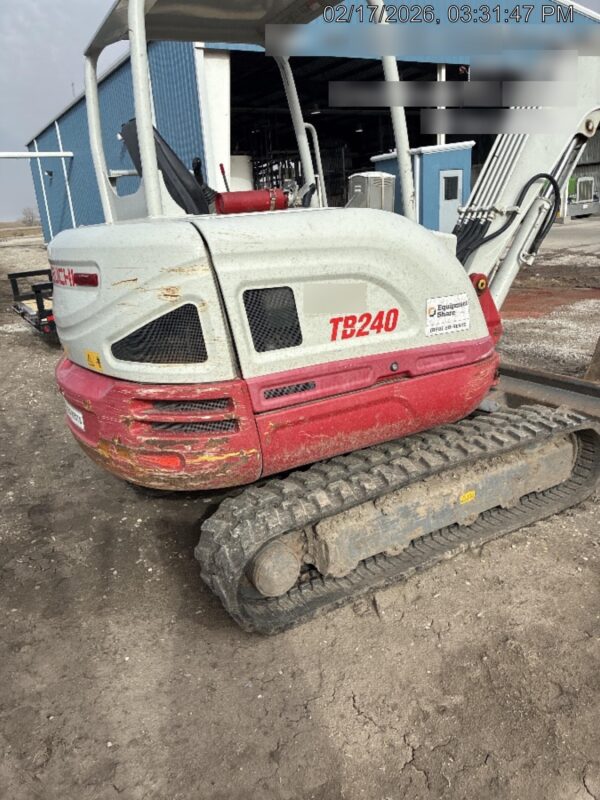 2019 TAKEUCHI TB240