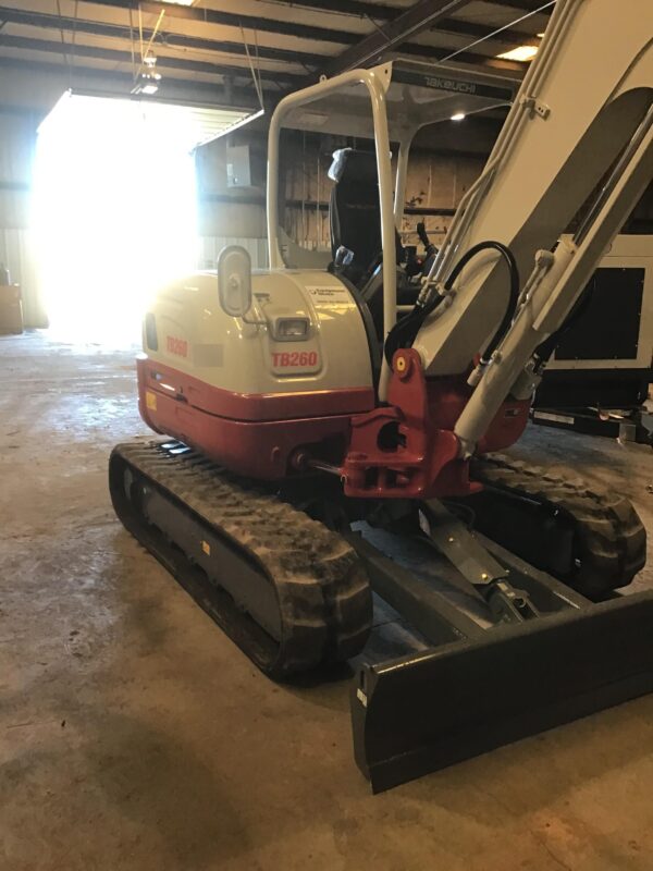 2019 TAKEUCHI TB260