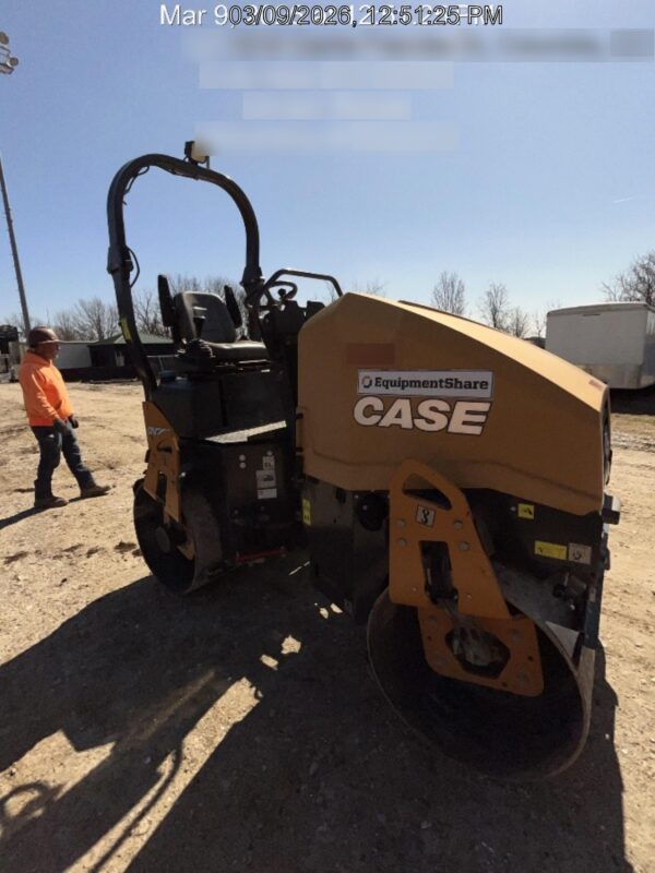 2020 CASE DV26CD