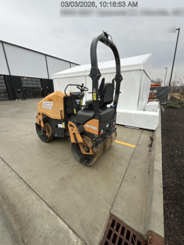 2020 CASE DV26CD