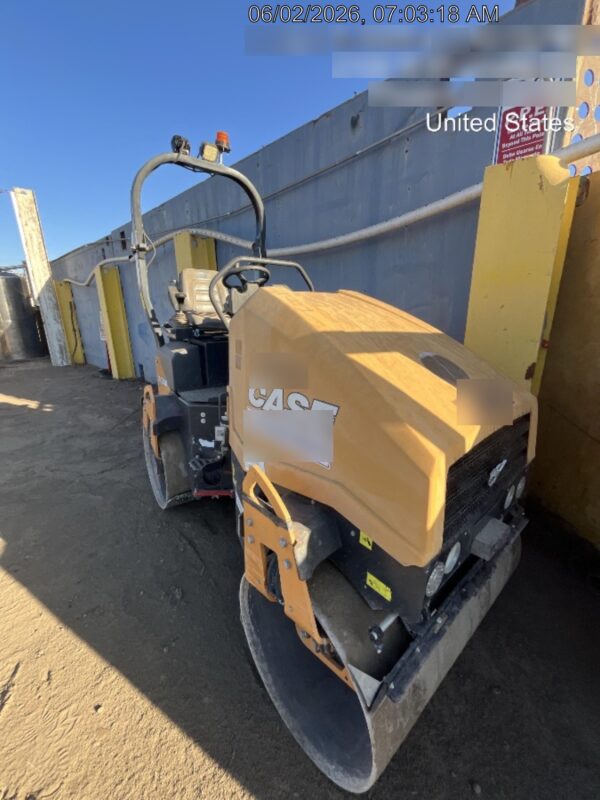 2020 CASE DV26CD