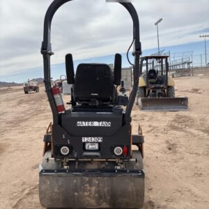 2020 CASE DV26E