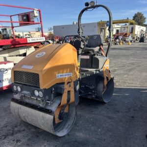 2020 CASE DV26E