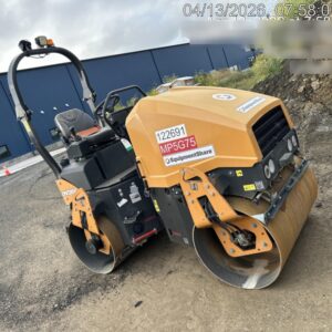 2020 CASE DV26E