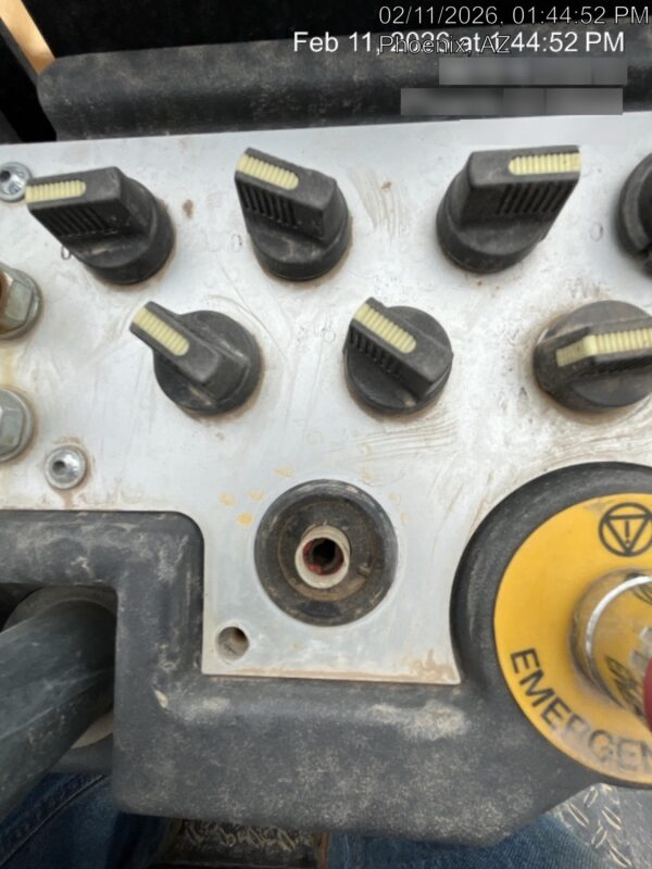 2020 CASE DV26E